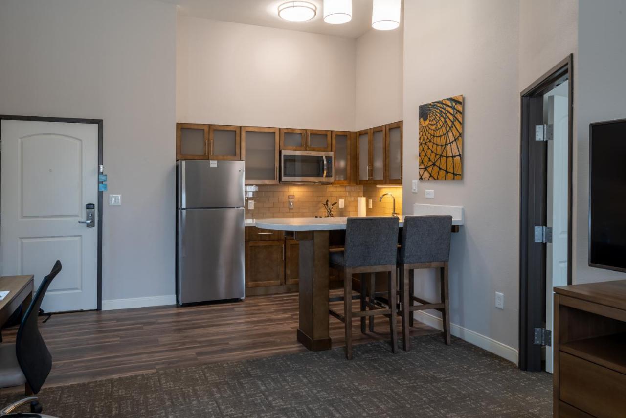 Staybridge Suites Houston East - Baytown By Ihg Bilik gambar
