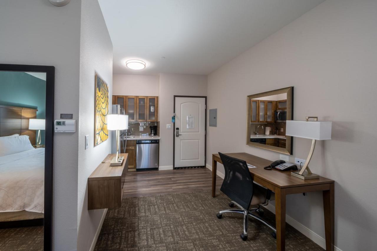 Staybridge Suites Houston East - Baytown By Ihg Bilik gambar