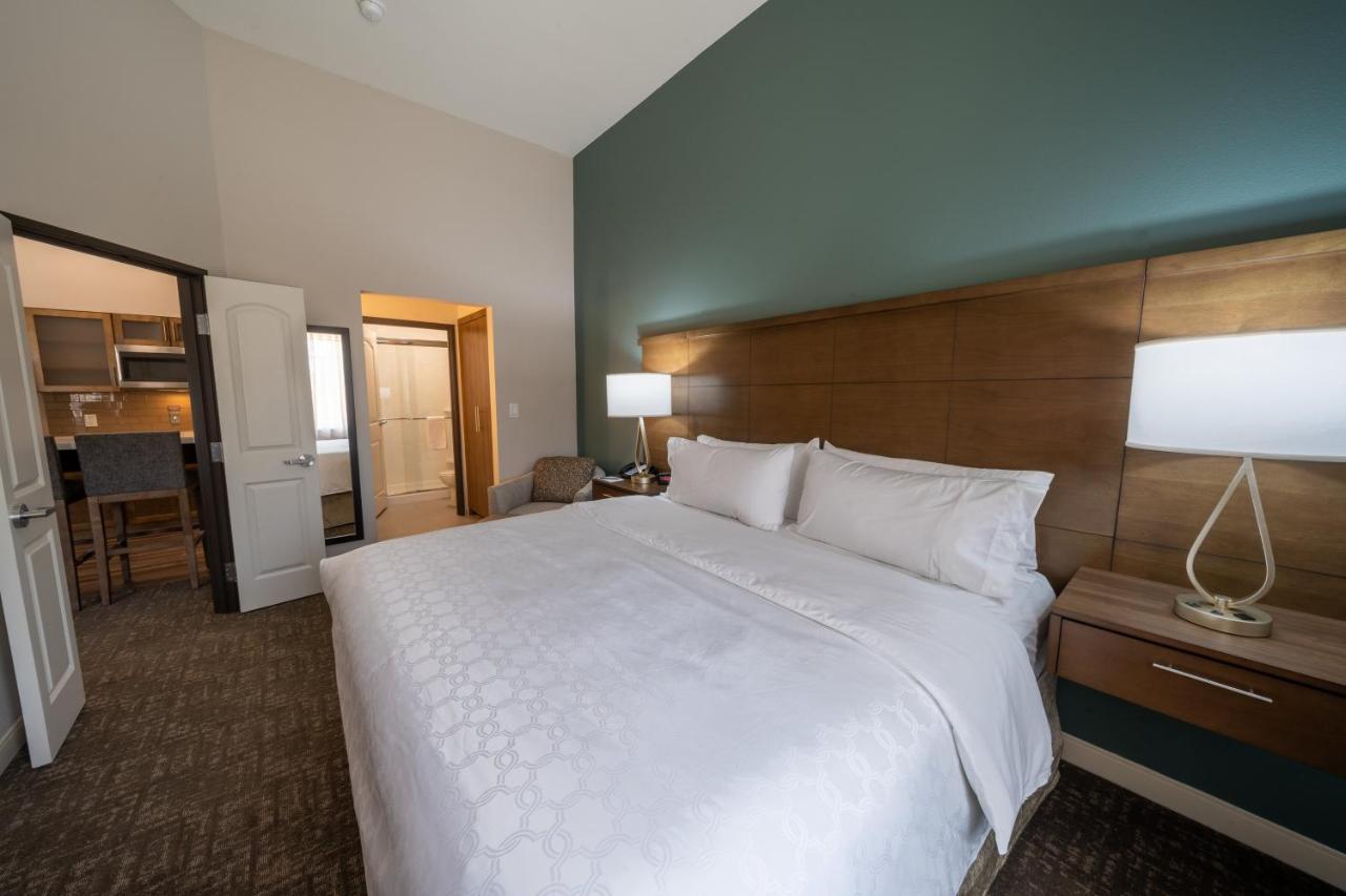 Staybridge Suites Houston East - Baytown By Ihg Luaran gambar