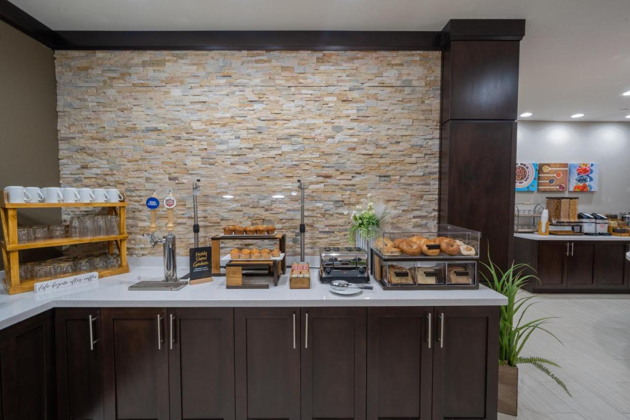 Staybridge Suites Houston East - Baytown By Ihg Luaran gambar