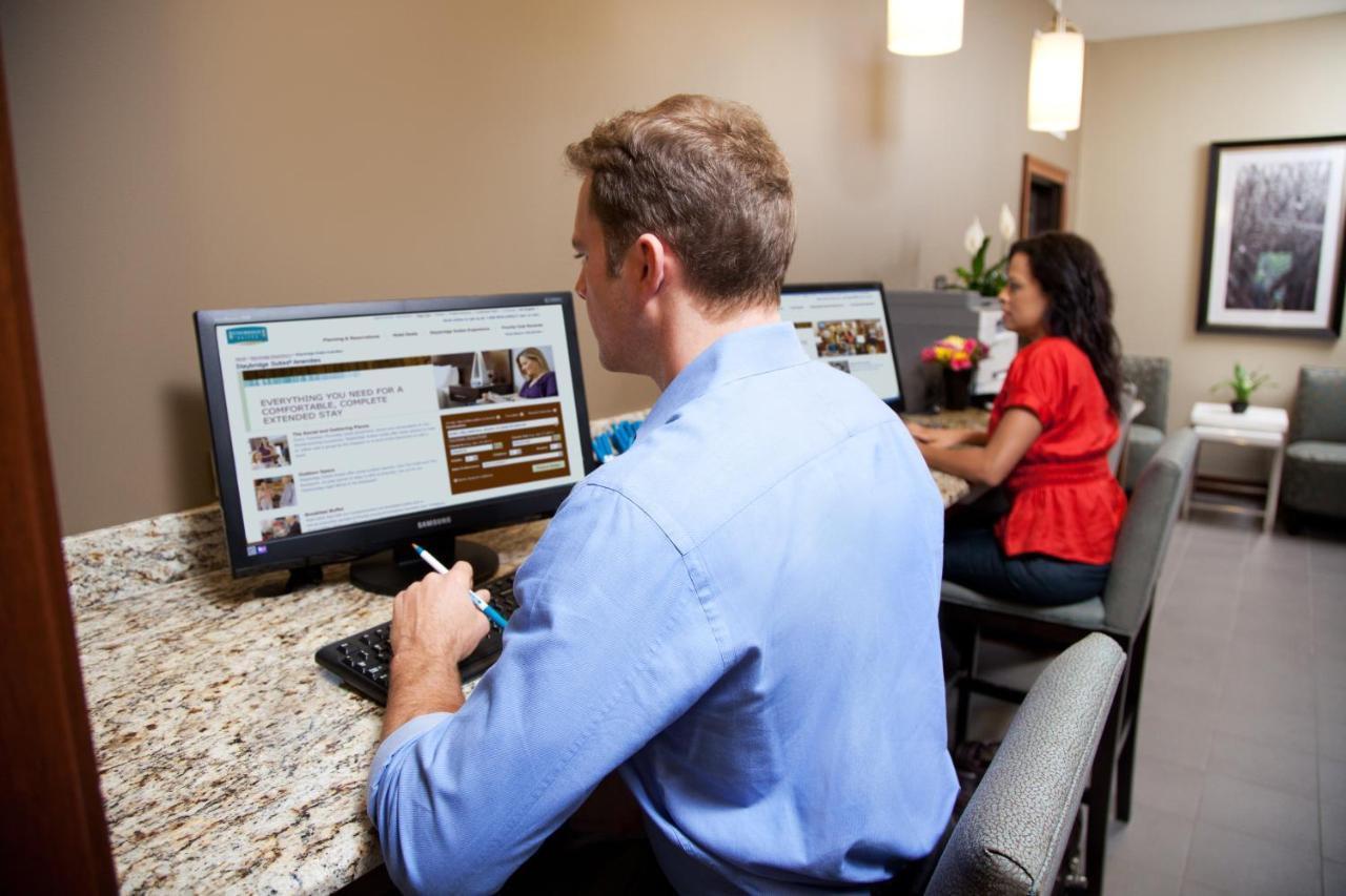 Staybridge Suites Houston East - Baytown By Ihg Luaran gambar